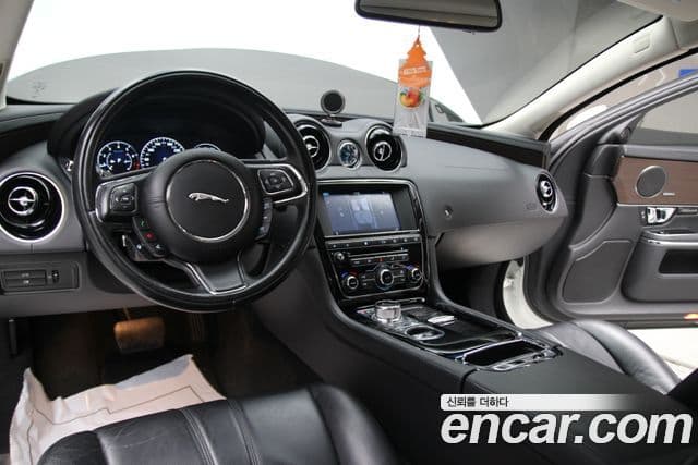 Jaguar All New XJ X351, 2016 13