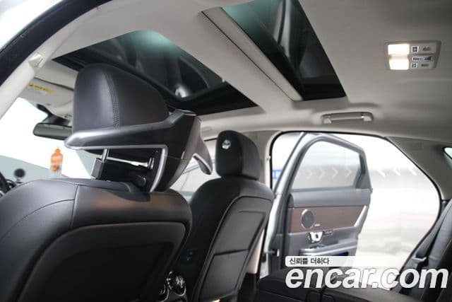 Jaguar All New XJ X351, 2016 14