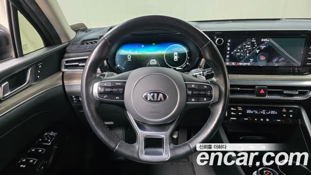 Kia K5 3세대 Signature, 2020 13