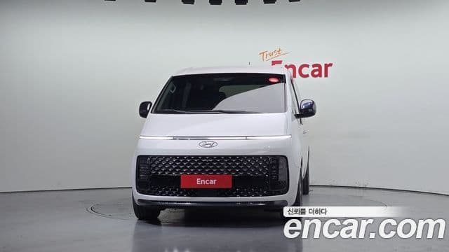 Hyundai Staria Inspiration, 2022 3