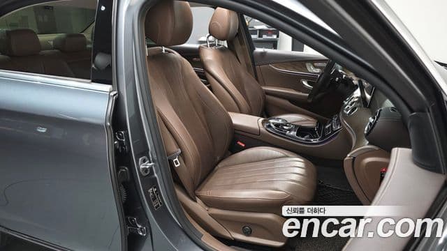 Mercedes-Benz E-класс W213 Exclusive, 2019 10
