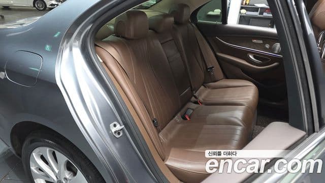 Mercedes-Benz E-класс W213 Exclusive, 2019 11