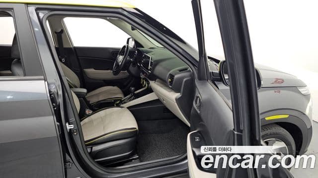 Hyundai Venue 1.6 Flux, 2020 11