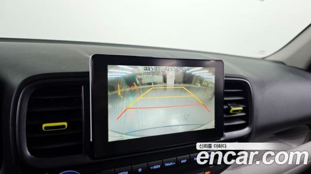 Hyundai Venue 1.6 Flux, 2020 16