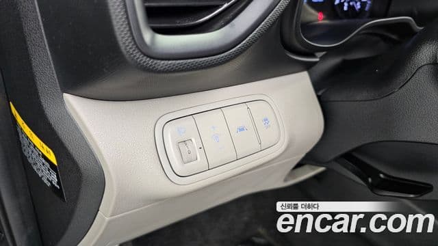 Hyundai Venue 1.6 Flux, 2020 17