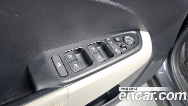 Hyundai Venue 1.6 Flux, 2020 18