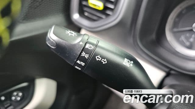 Hyundai Venue 1.6 Flux, 2020 19