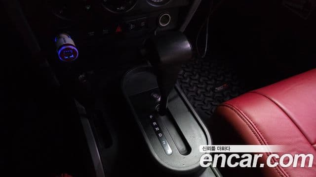 Jeep Wrangler (JK) 2.8 дизель Rubicon 2도어, 2008 9