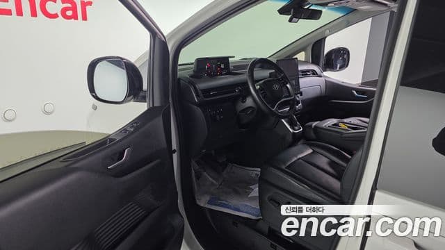 Hyundai Staria Modern, 2022 11
