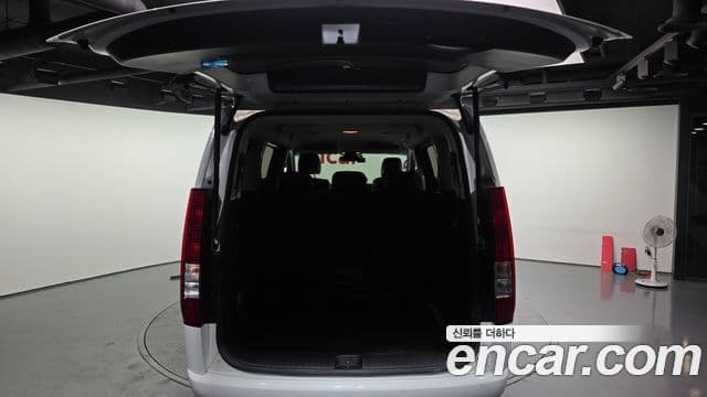 Hyundai Staria Modern, 2022 20