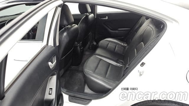 Kia K3 Trendy, 2014 11