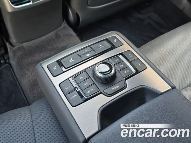 Hyundai Genesis DH G330 Premium AWD, 2016 17