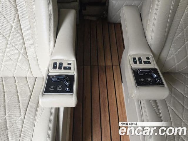 Hyundai 쏠라티 лимузин, 2022 12