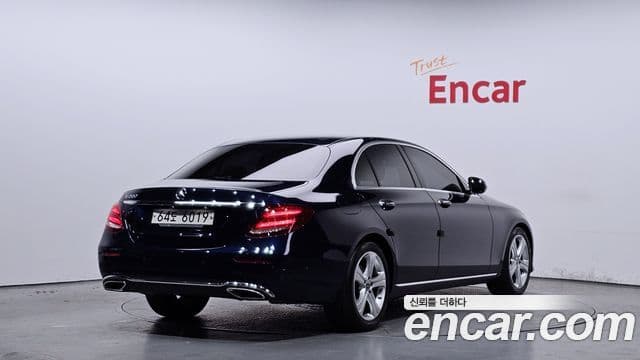 Mercedes-Benz E-класс W213 Avantgarde, 2018 2