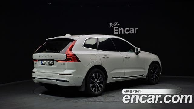 Volvo XC60 2세대 B5 Ultimate Bright, 2024 2