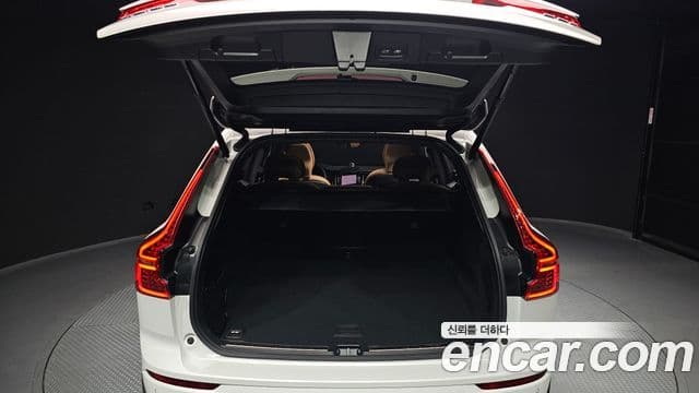 Volvo XC60 2세대 B5 Ultimate Bright, 2024 20