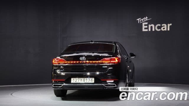 Kia K7 Premier гибрид Signature, 2020 4