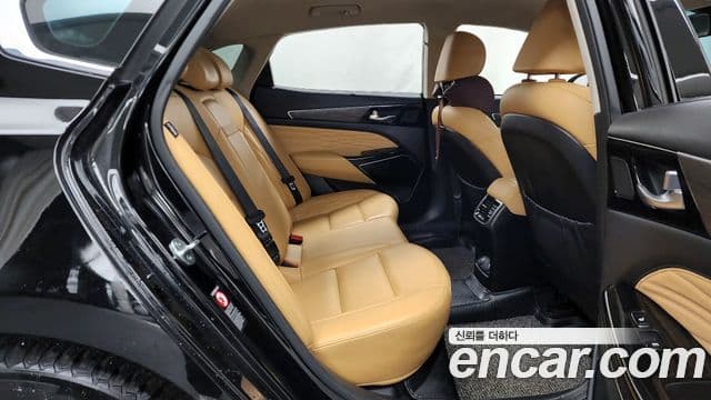 Kia K7 Premier гибрид Signature, 2020 12