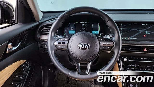 Kia K7 Premier гибрид Signature, 2020 13