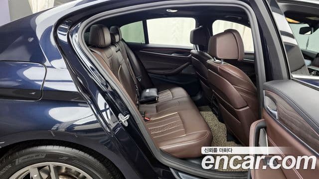 BMW 5시리즈 (G30) 520i M Sport, 2020 12