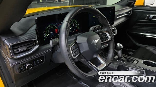 Ford Mustang 7세대 5.0 GT Premium кабриолет, 2024 18