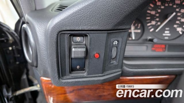 BMW 5시리즈 E34, 2001 15