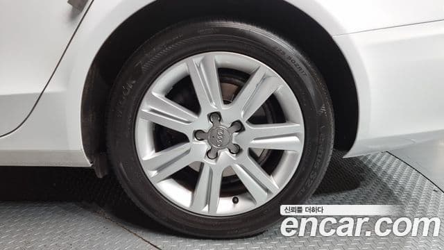 Audi New A4 B8, 2012 все фото