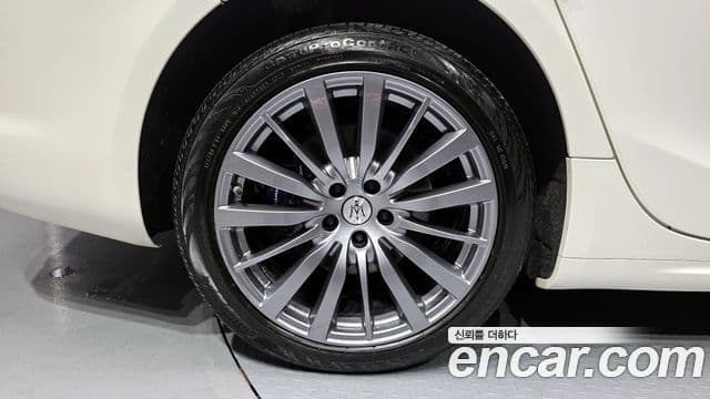 Maserati 기블리 3세대, 2022 все фото