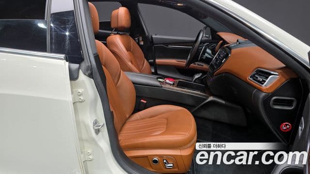 Maserati 기블리 3세대, 2022 11