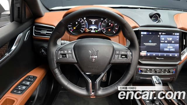 Maserati 기블리 3세대, 2022 13