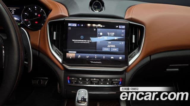 Maserati 기블리 3세대, 2022 15