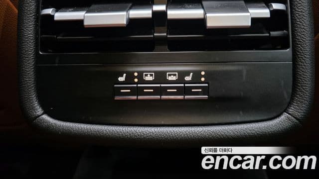 Maserati 기블리 3세대, 2022 18