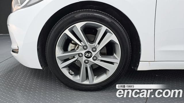 Hyundai Avante AD 1.6 GDI Value Plus, 2018 все фото