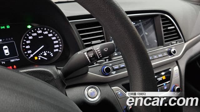 Hyundai Avante AD 1.6 GDI Value Plus, 2018 17