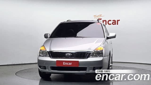 Kia Carnival R President, 2013 3