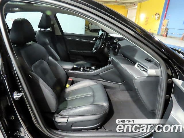 Kia K5 3세대 Prestige, 2022 14
