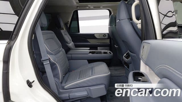 Lincoln Navigator 4세대 3.5L чёрный Label, 2023 7