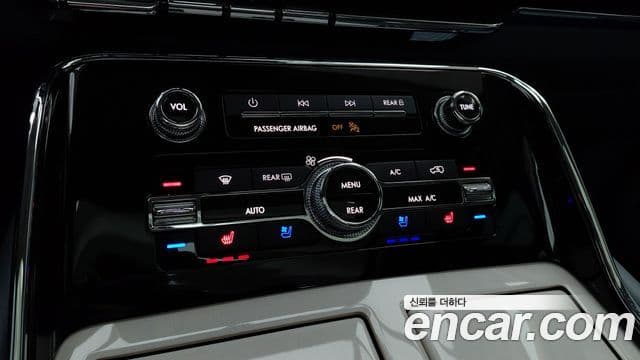 Lincoln Navigator 4세대 3.5L чёрный Label, 2023 15