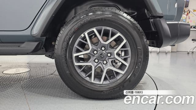 Jeep Wrangler (JL) 2.0 Sahara 4도어, 2024 все фото