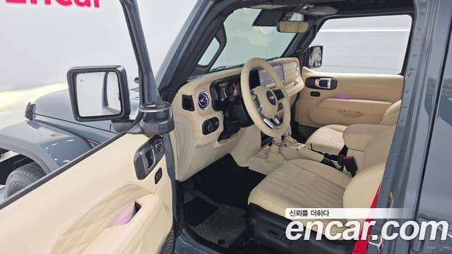 Jeep Wrangler (JL) 2.0 Sahara 4도어, 2024 11