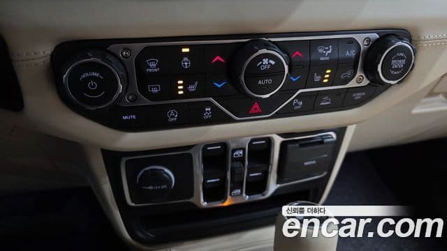 Jeep Wrangler (JL) 2.0 Sahara 4도어, 2024 16