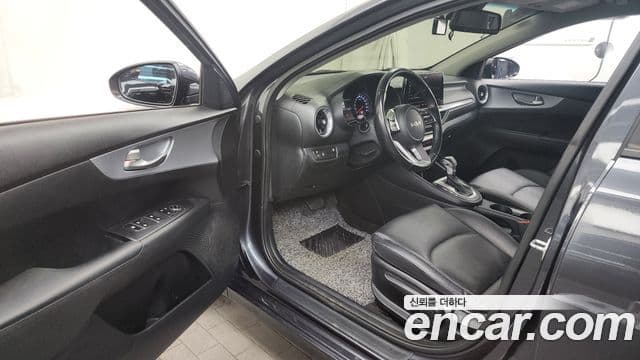 Kia The / новый New K3 2세대 Prestige, 2022 10