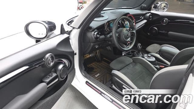 Mini Cooper S 3세대, 2024 12