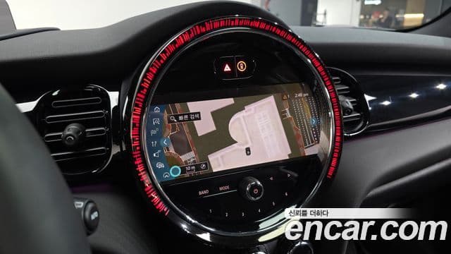 Mini Cooper S 3세대, 2024 15