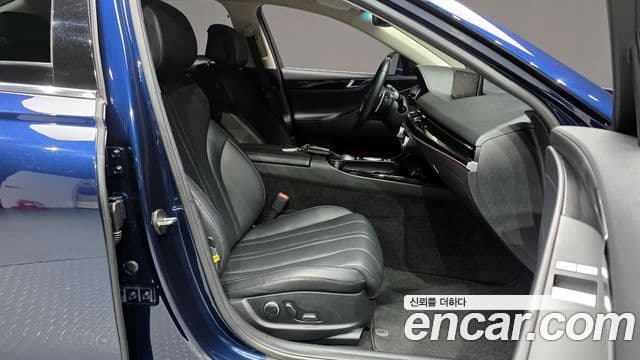 Genesis G80 (RG3), 2021 11