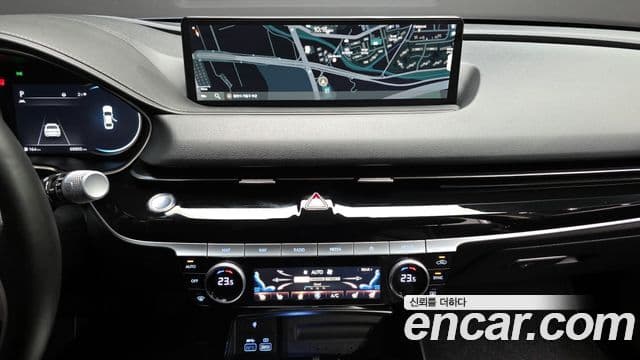 Genesis G80 (RG3), 2021 15