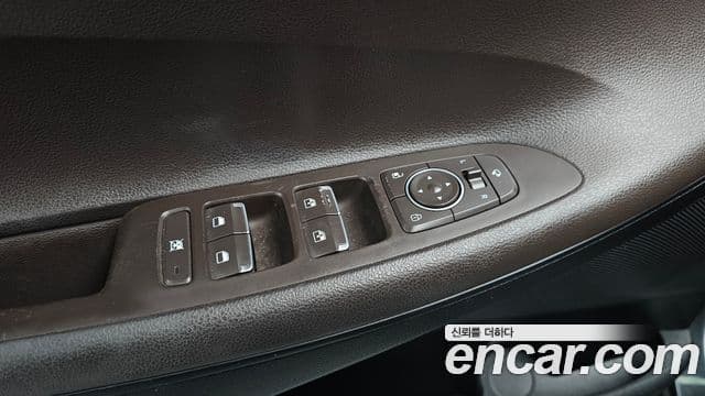 Hyundai Grandeur IG Premium, 2019 17