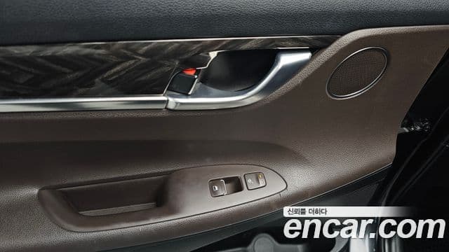 Hyundai Grandeur IG Premium, 2019 18