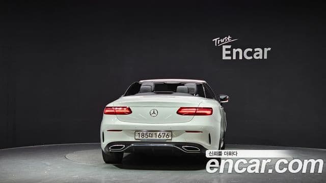 Mercedes-Benz E-класс W213 E220d кабриолет, 2018 4