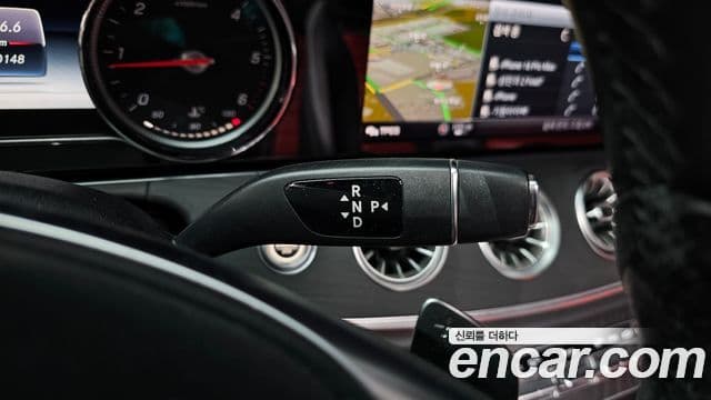 Mercedes-Benz E-класс W213 E220d кабриолет, 2018 9